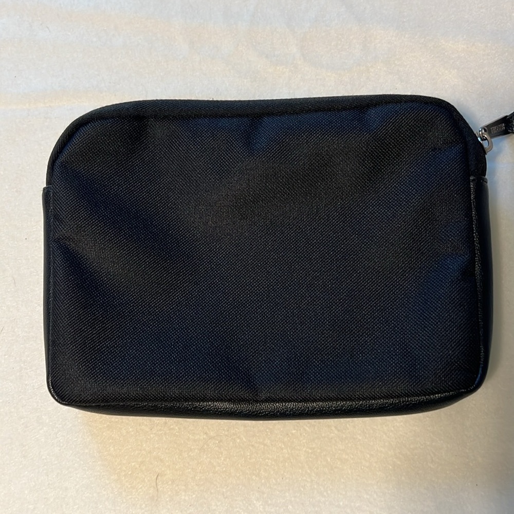 Herschel chapter travel bag. Virgin Atlantic. - Picture 6 of 6
